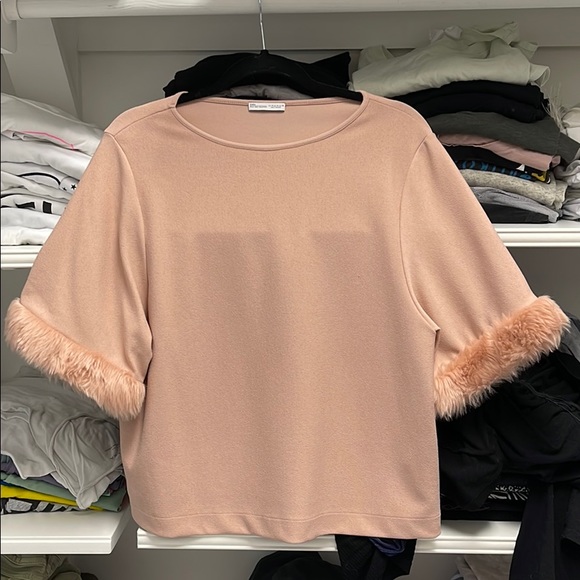 Blush Faux Fur Cuff Zara Top. Size M - Picture 1 of 4